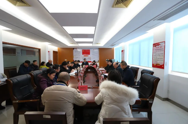 省市场监管局领导到省标准化院调研指导(图2) 省市场监管局领导到省标准化院调研指导(图2)