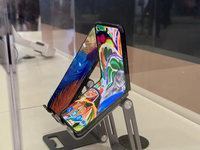 TCL华星宣布武汉印刷 OLED 产线设备安装完成！有望年底量产中尺寸产品(图4)