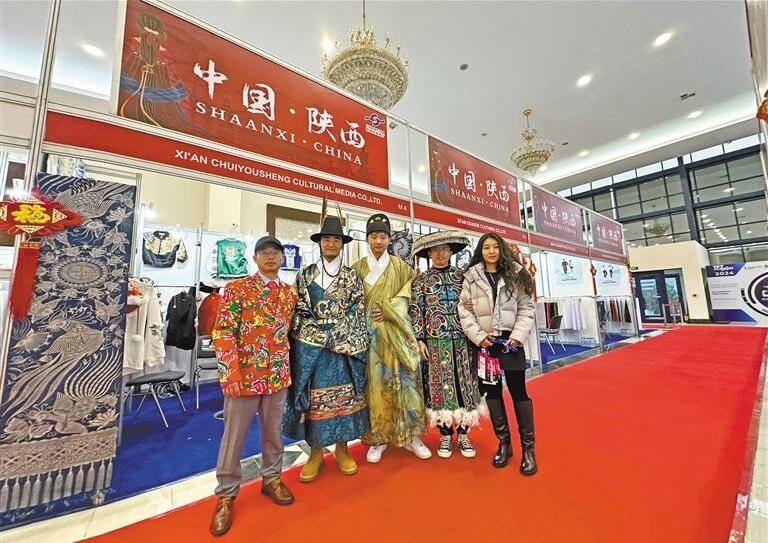 百团千企闯市场 陕西产品“耀”全球(图1) 百团千企闯市场 陕西产品“耀”全球(图1)