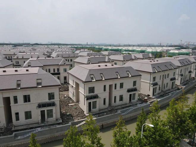 2024兰香湖贰号-售楼处官方网站--兰香湖贰号-上海房天下(图4) 2024兰香湖贰号-售楼处官方网站--兰香湖贰号-上海房天下(图4)