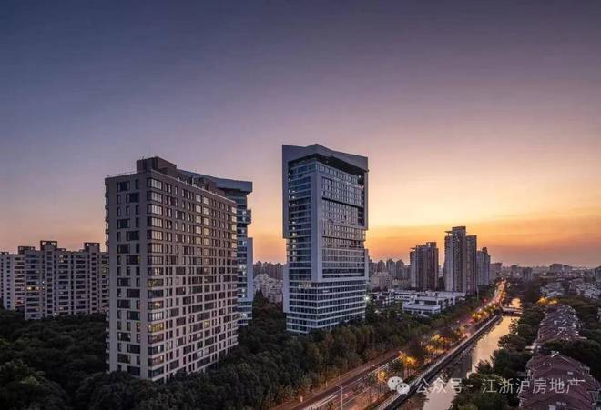 2024中鹰黑森林售楼处(中鹰黑森林)官方网站--上海房天下(图2) 2024中鹰黑森林售楼处(中鹰黑森林)官方网站--上海房天下(图2)