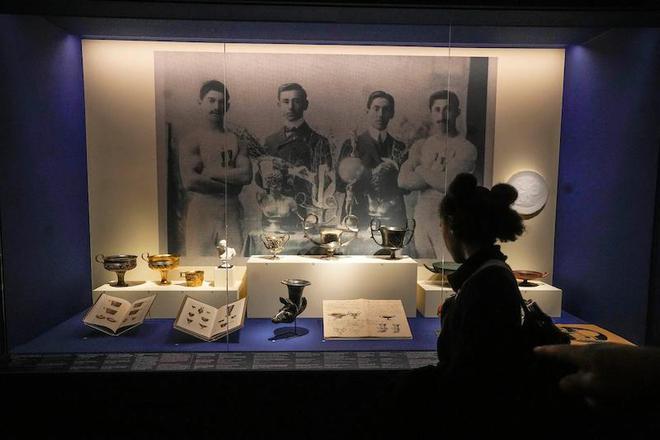 回望2024|全球视野看大展:波提切利、印象派与吴昌硕(图22) 回望2024|全球视野看大展:波提切利、印象派与吴昌硕(图22)