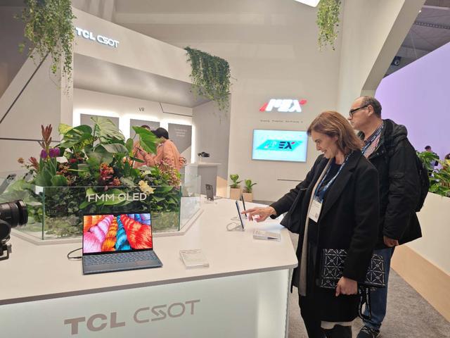 MWC 2025:TCL展示多款显示产品聚焦“护眼”与“智能”(图2) MWC 2025:TCL展示多款显示产品聚焦“护眼”与“智能”(图2)
